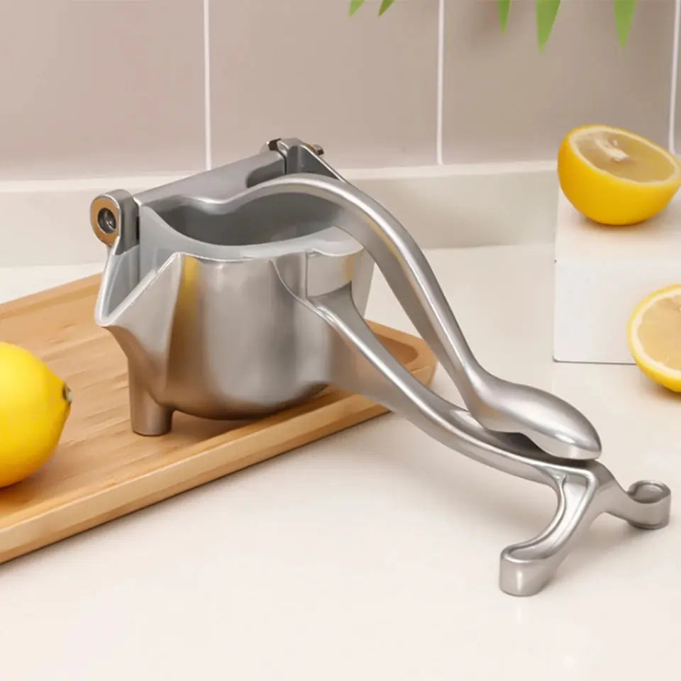 Manual Juicer Machine